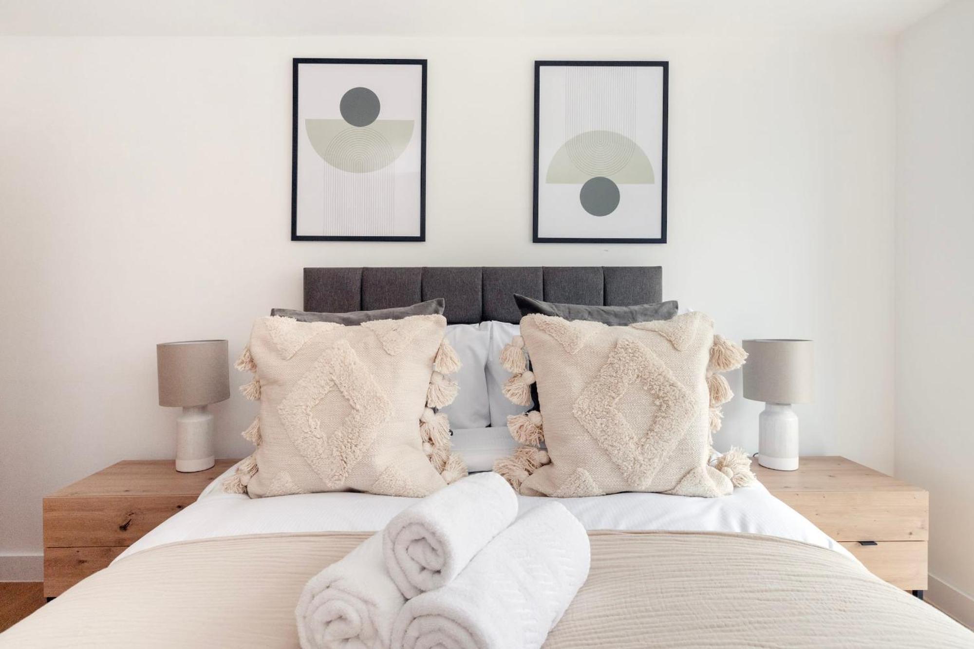 Fitzrovia With Balcony - Cityapartmentstay ลอนดอน ภายนอก รูปภาพ